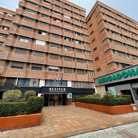 Resitur Luxury Suit 514 Севілья Екстер'єр фото