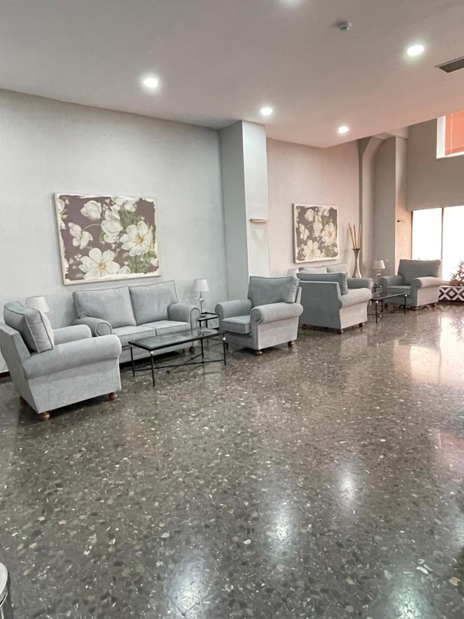 Resitur Luxury Suit 514 Севілья Екстер'єр фото